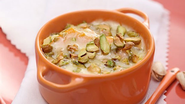 Baked Pumpkin with Pistachio and Cheese