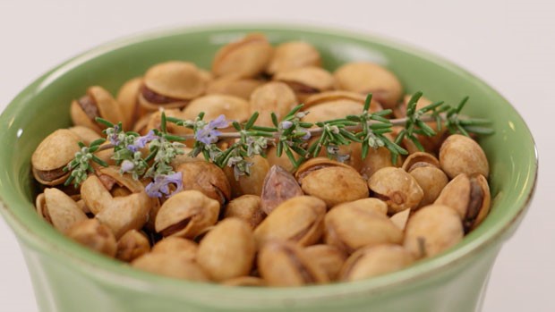 Rosemary Roasted Pistachios 